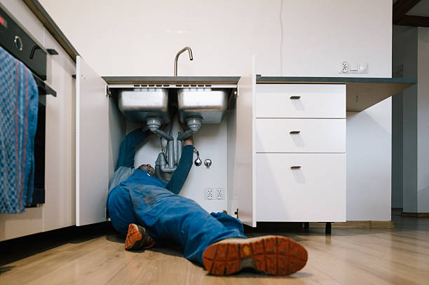 Professional Plumbing technician working in River, KY